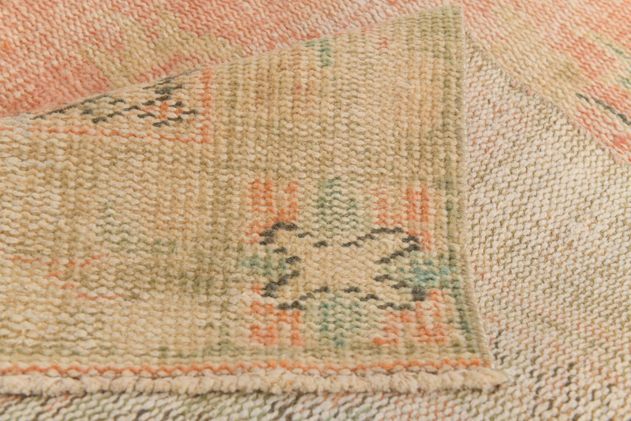 6x9 Vintage Peach Orange Rug, 175x270Cm