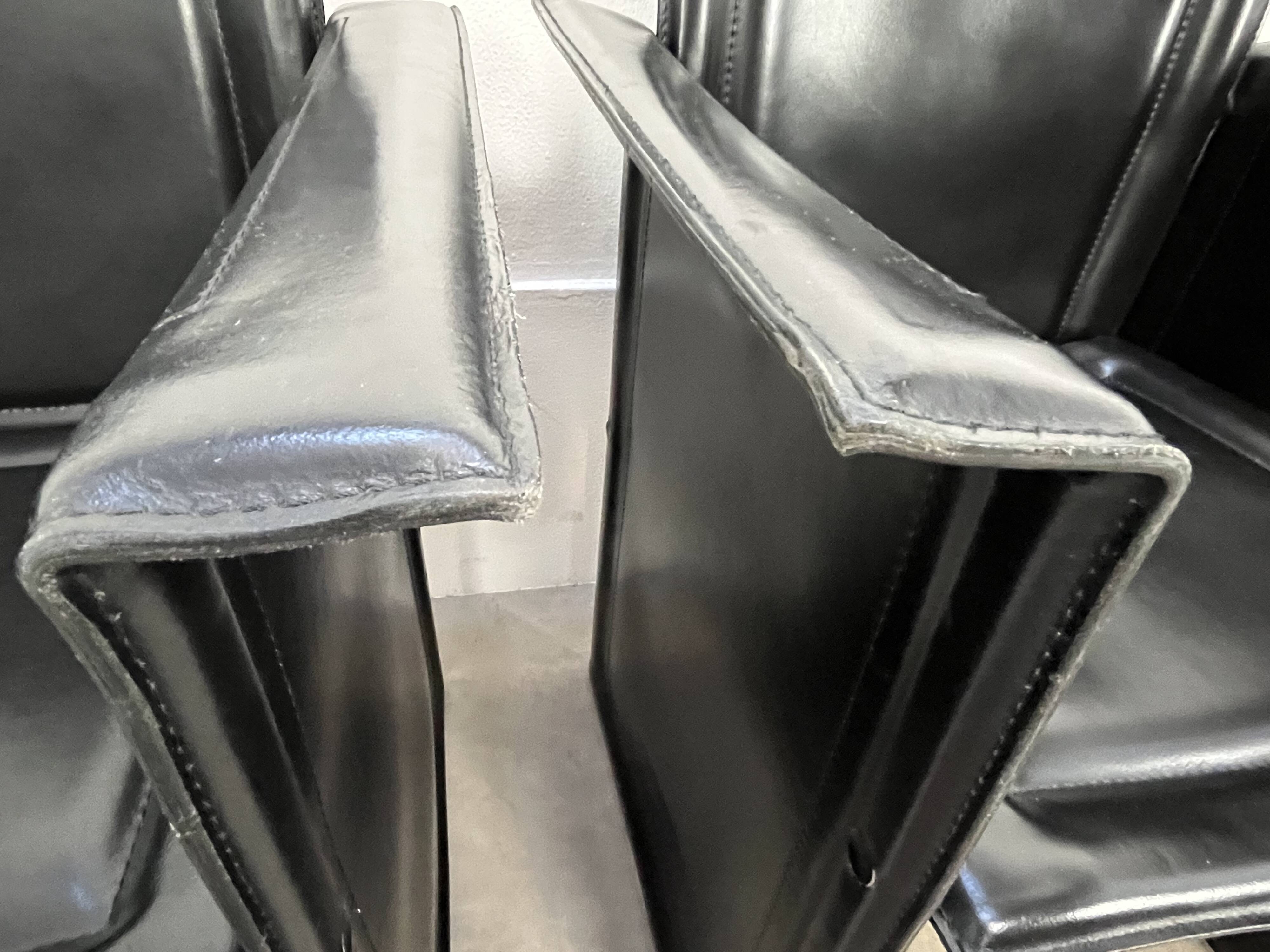 8 style Korium leather chairs in the style of Matteo Grassi