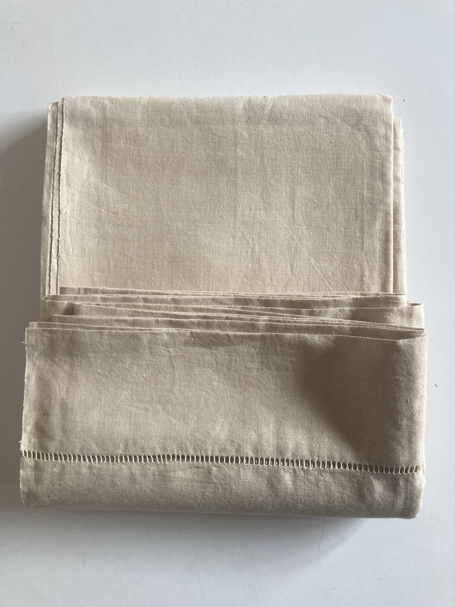 Drap de réserve en toile de lin brute 1920 à jours 2,40m
