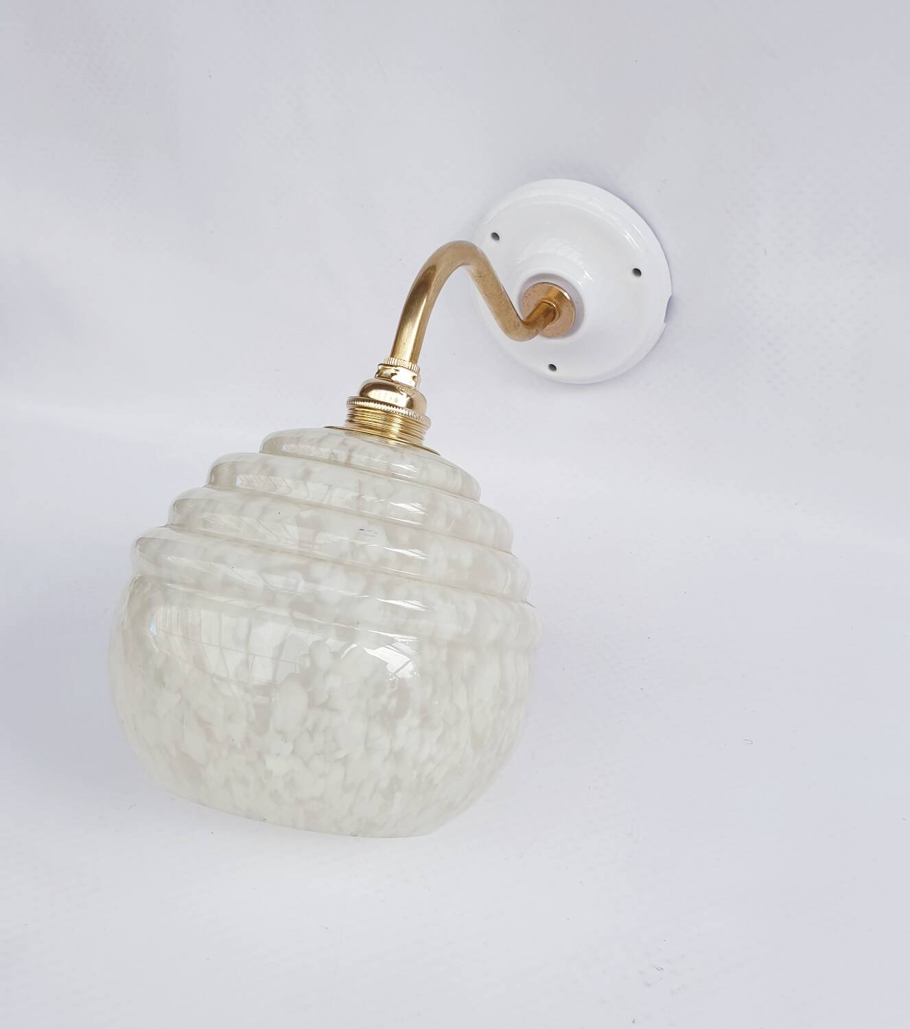 Speckled Clichy glass wall light