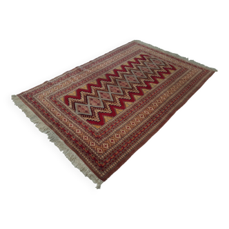 Handmade Pakistani rug 180x124cm