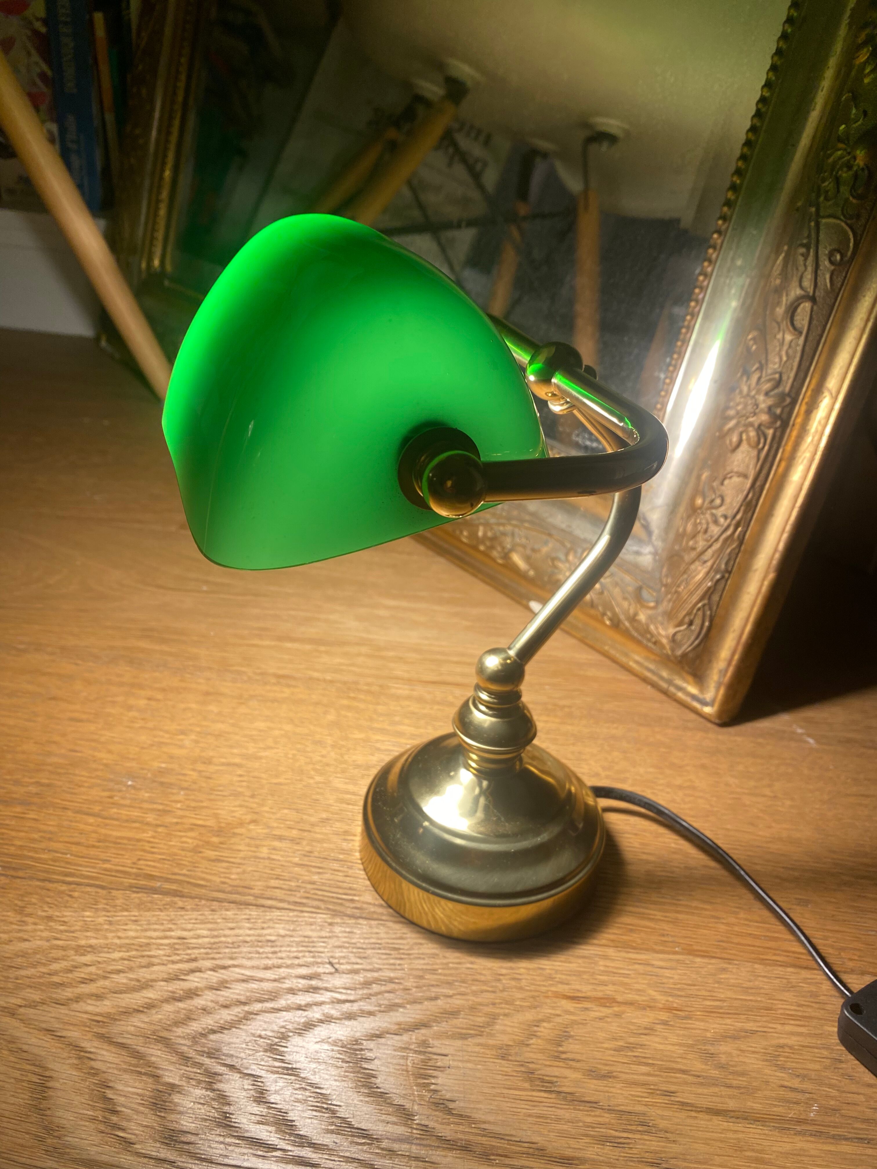 Banker's lamp notary brass and green opaline