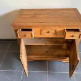 Pine buffet