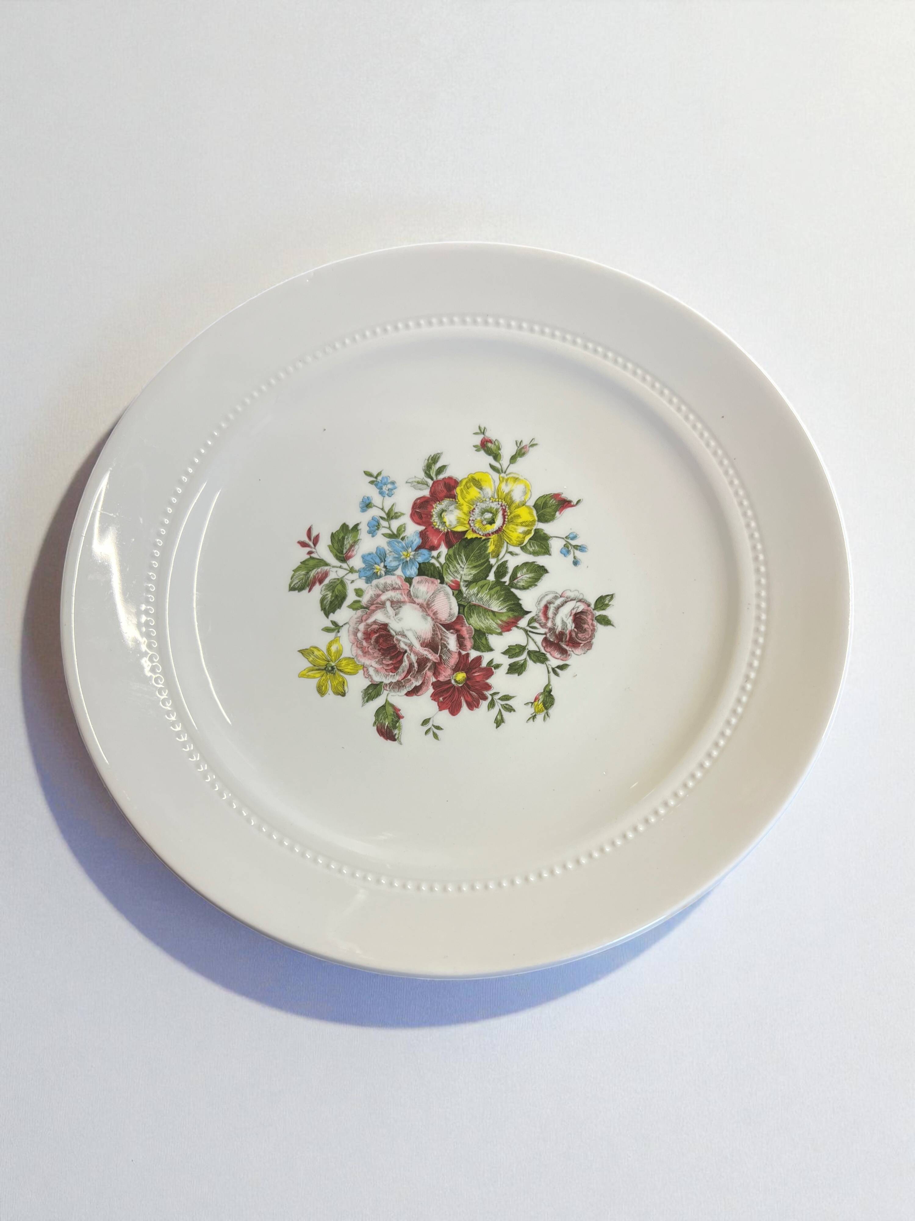 Set of 8 plates: Luneville K&G France "Chaillot de Vercor"