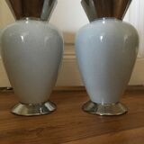 Paire de vases blanc et argenté style émail craquelé