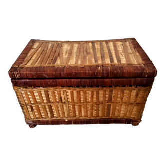 Rattan chest