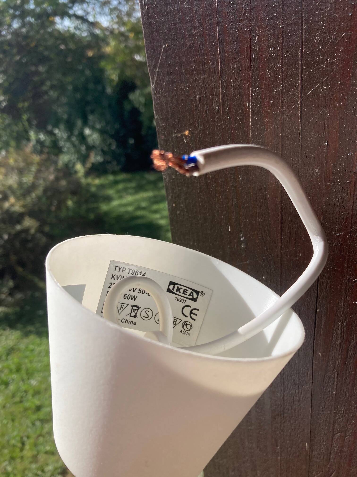 Space Age saucer pendant light, 1950s chandelier, in white and gold glass