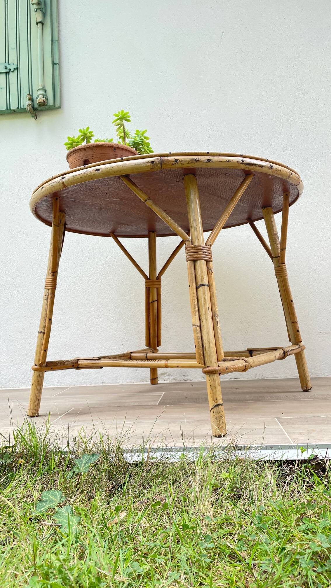 Round coffee table rattan and oak vintage