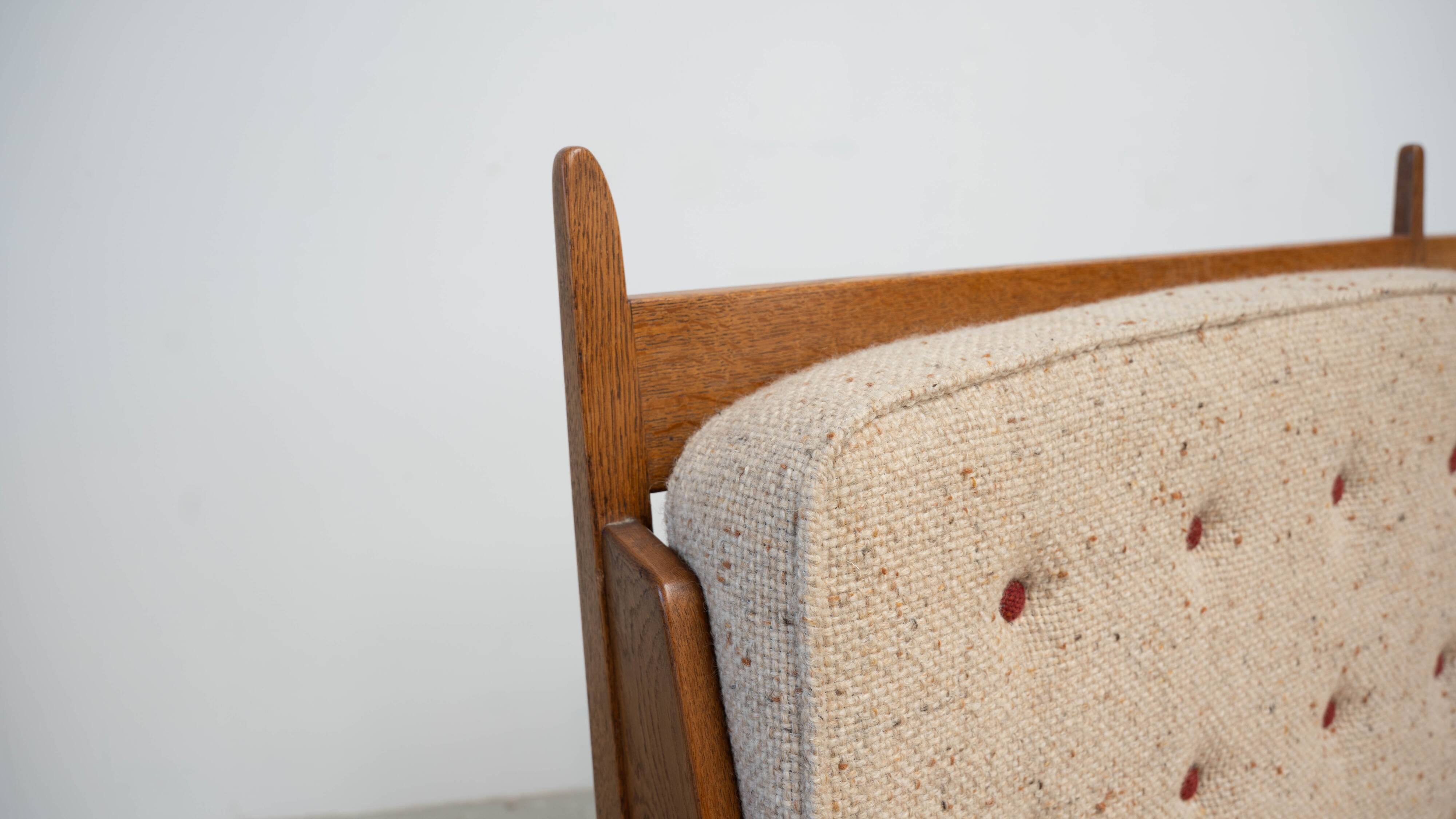 Curved sofa by Guillerme et Chambron for Votre Maison