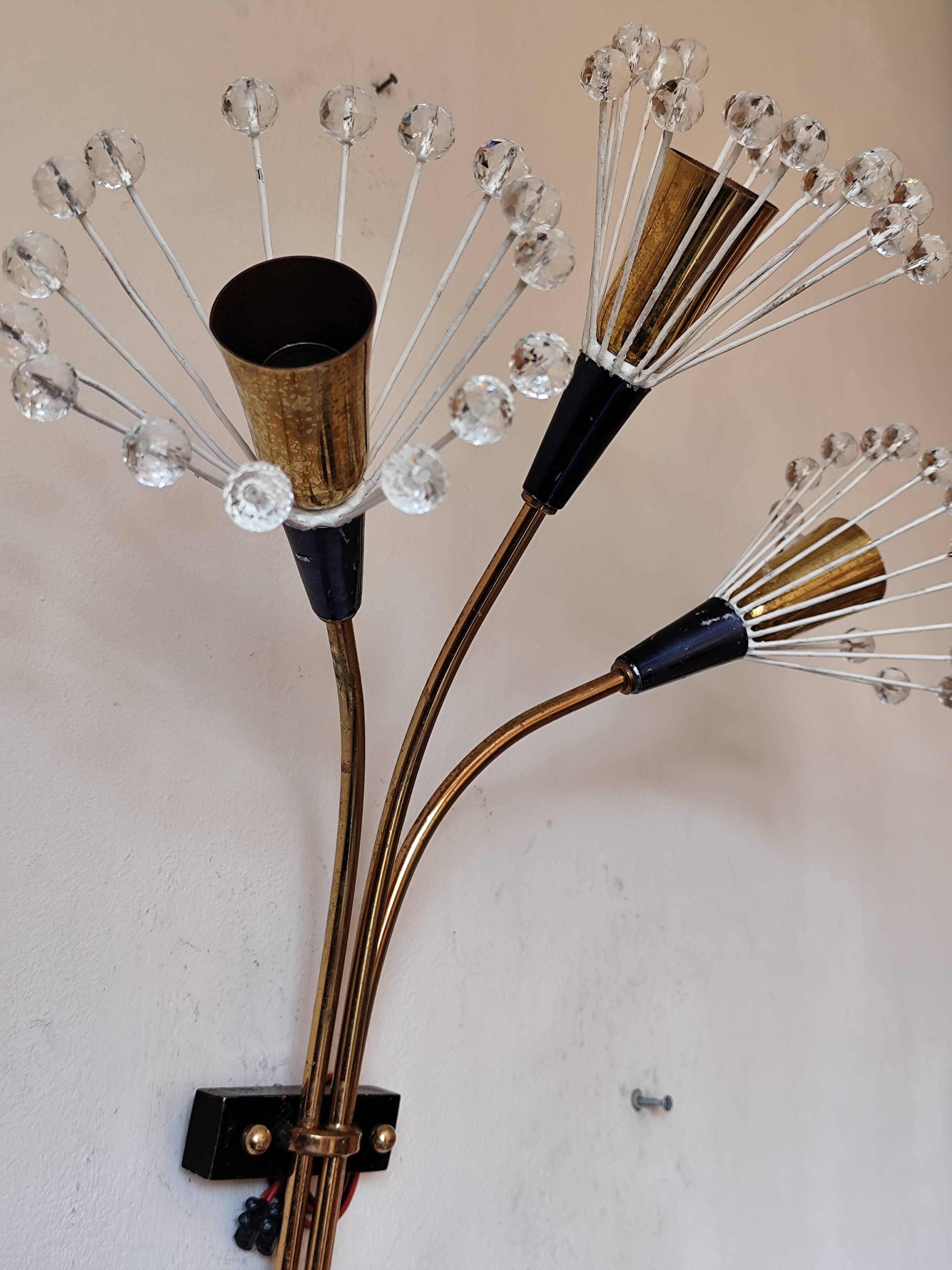 Wall lamp with 3 lights, brass and crystal balls, 1950s.