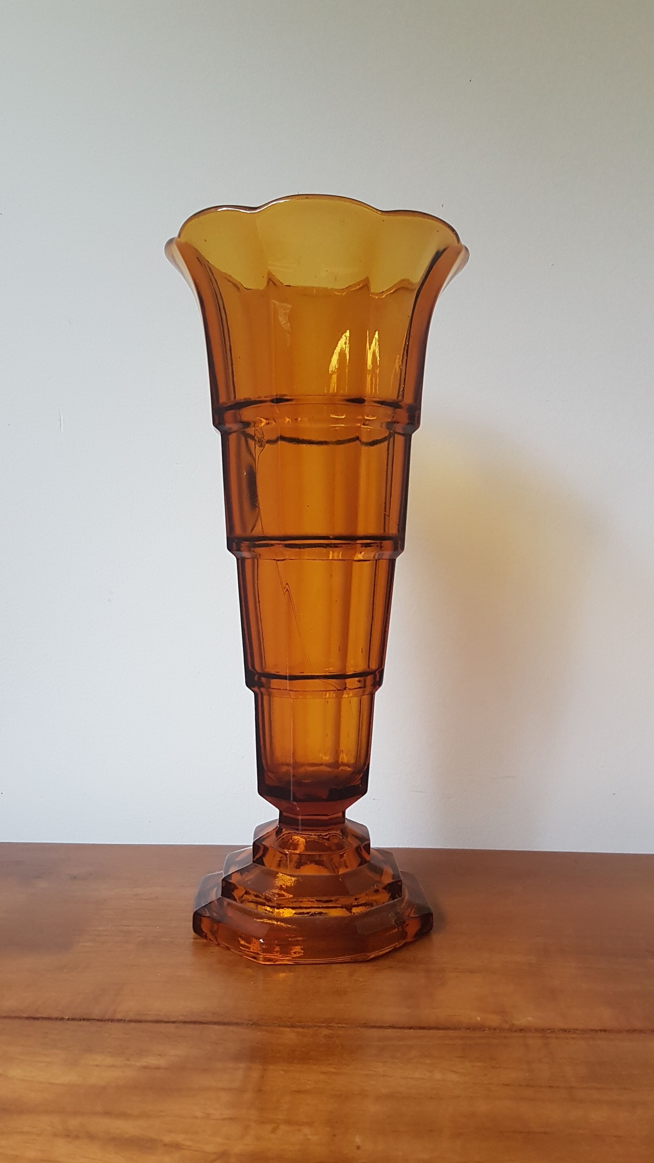 Scailmont Amber Art Deco Vase