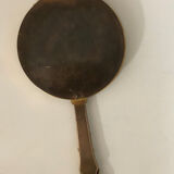 Hand mirror in gilded bronze