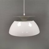 Lampe à suspension Holmegaard, modèle Jutlandia, par Jørgen Høj au Danemark 1974