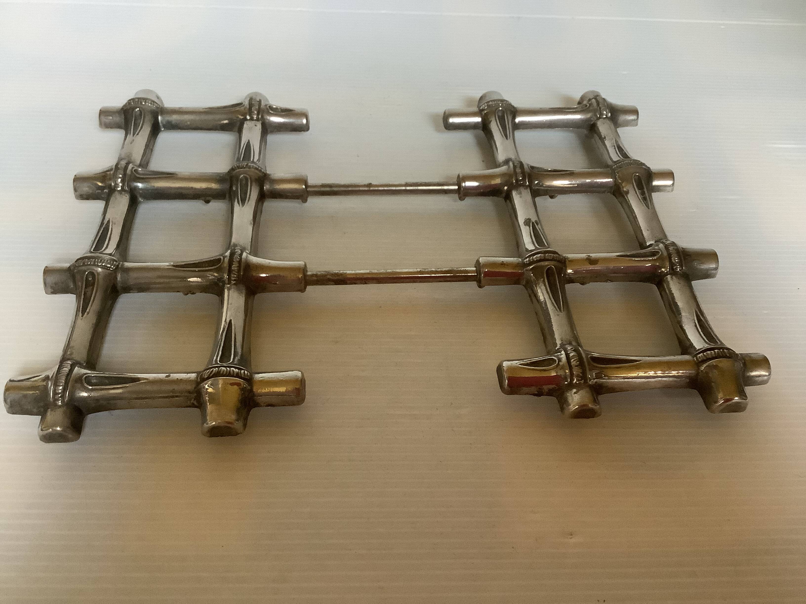 Silver-plated bamboo trivet