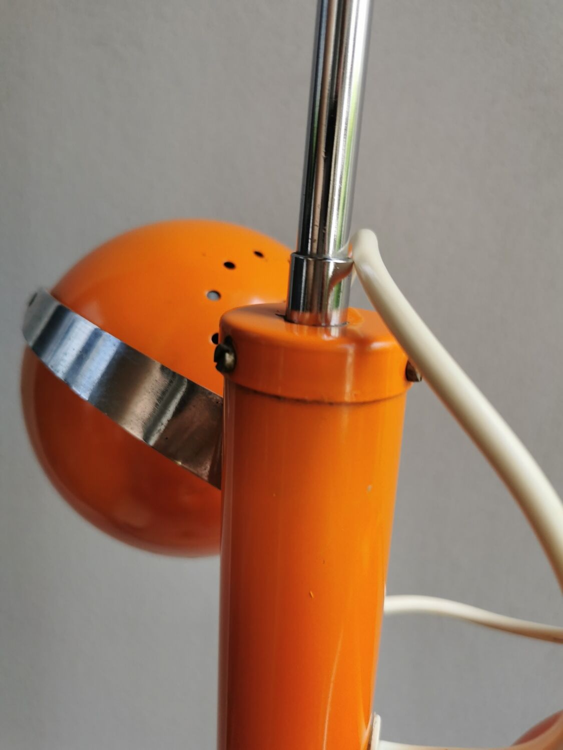 Vintage Space Age 70s Pendant Light – 3 Adjustable Spotlights – Orange