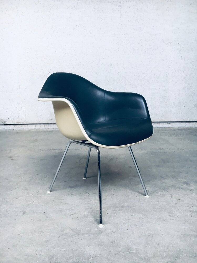 Mid-Century Black Leather Dax Armchair by Charles & Ray Eames for Herman Miller, 1960s