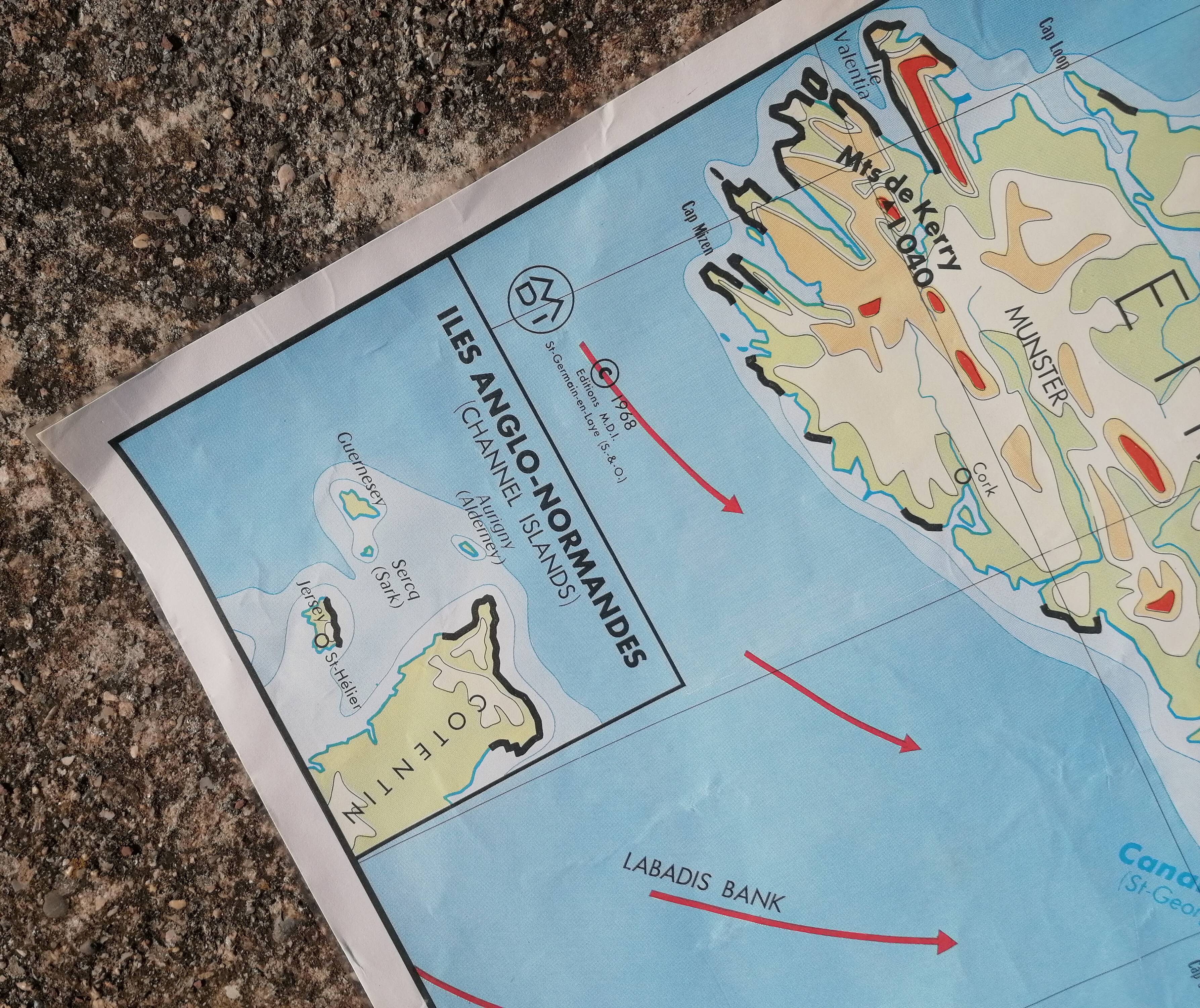 Old vintage British Isles /Benelux mdi map