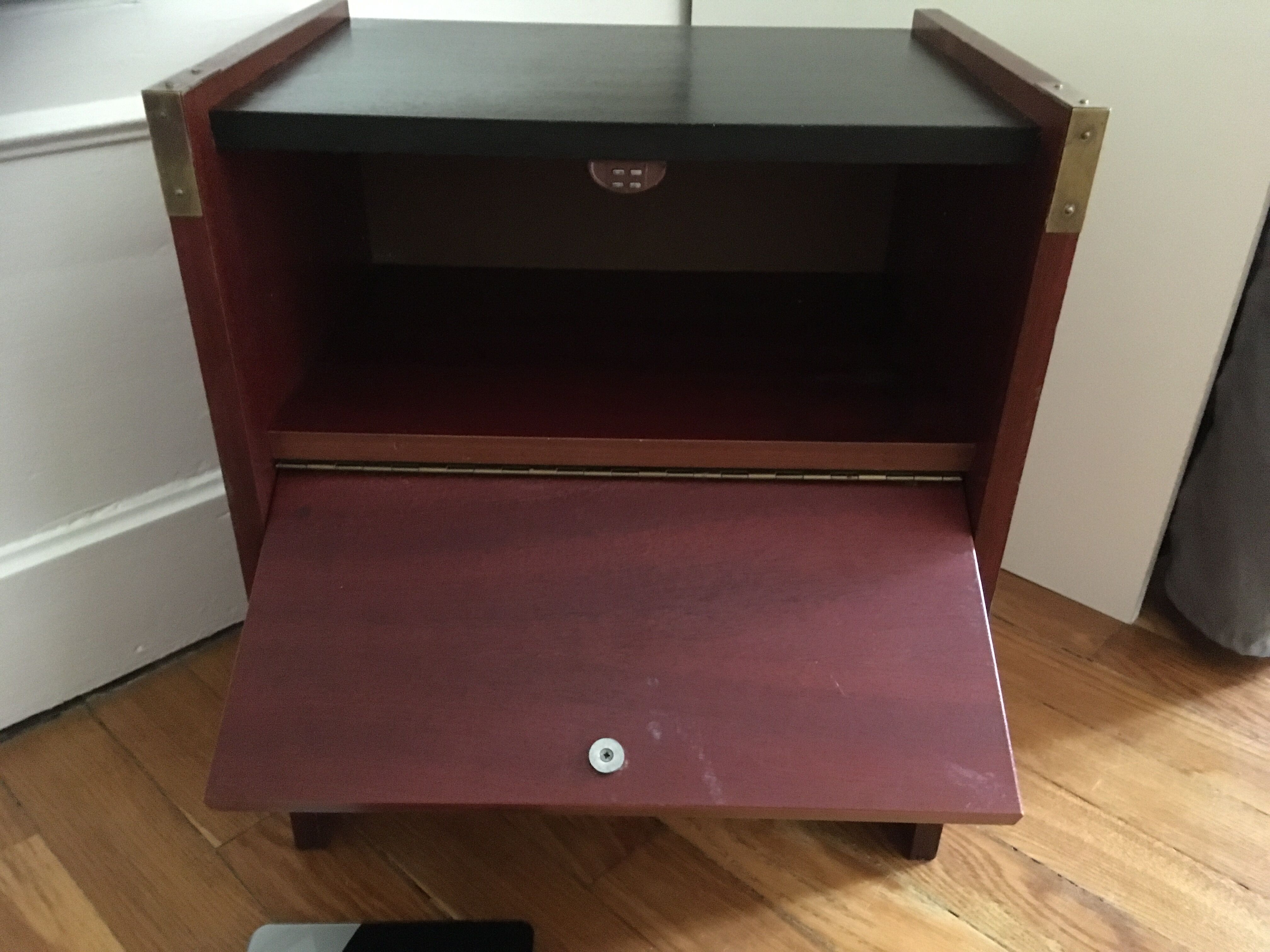 70s bedside called "boat"