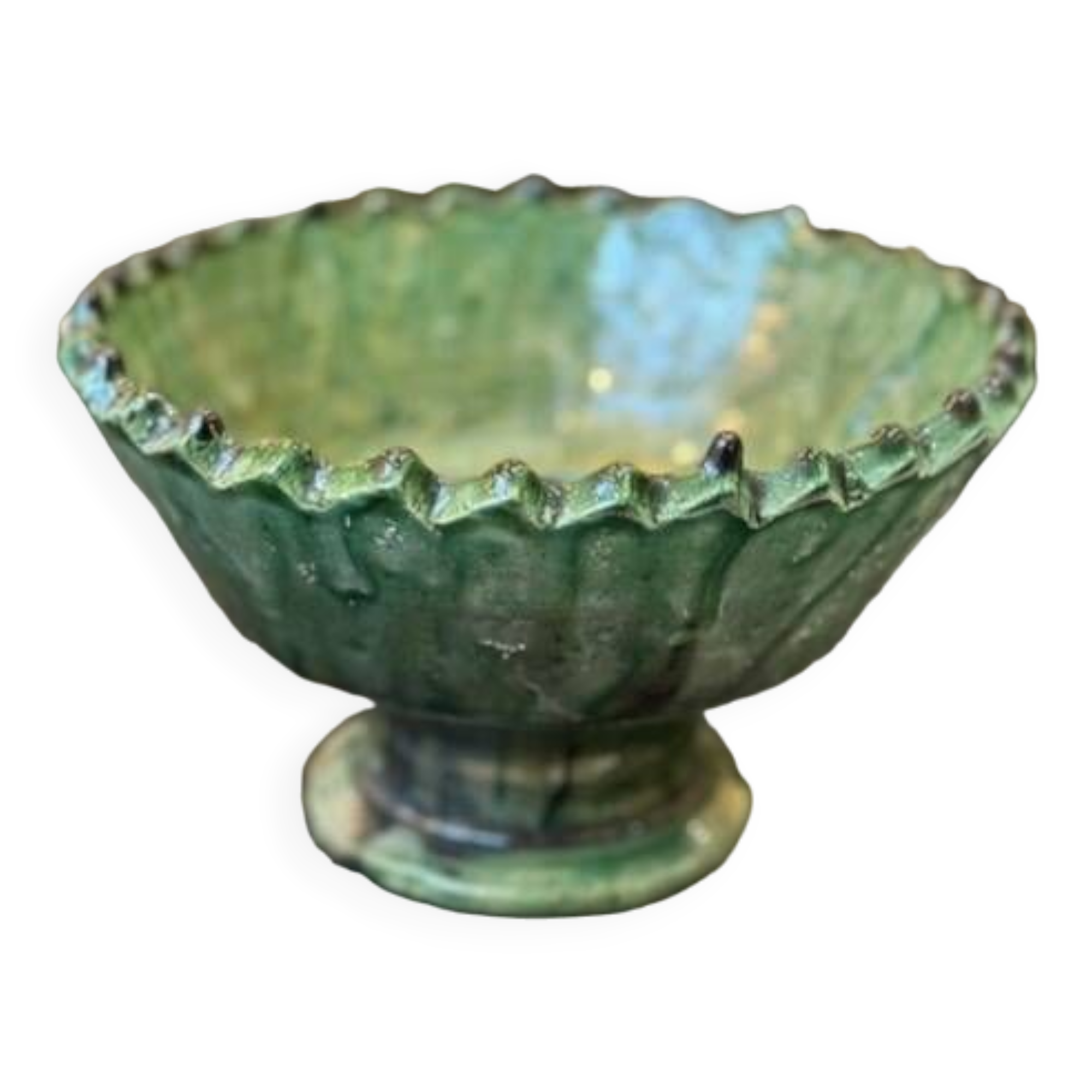 Serrated cup on tamegroute stand - green