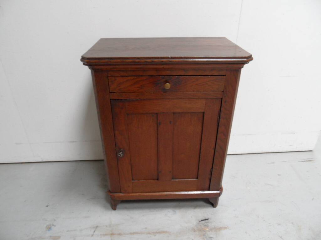 Antique oak one door cabinet