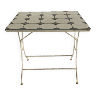 White wrought iron table