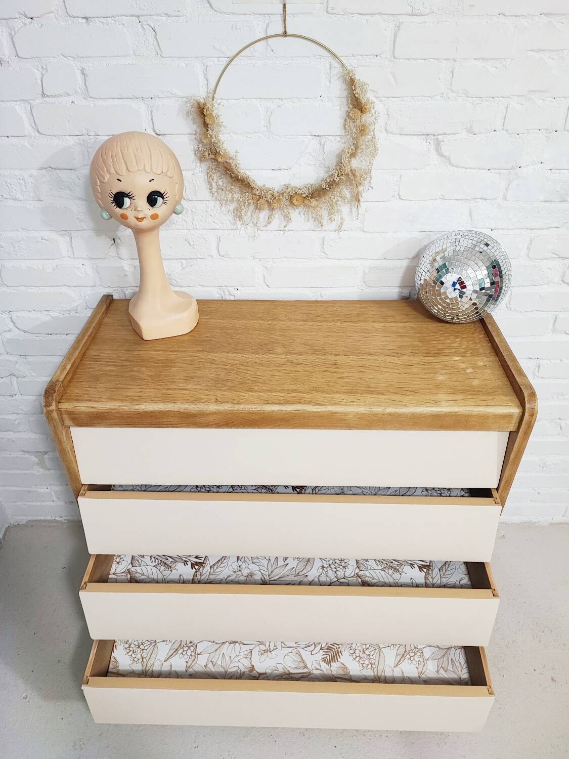 Vintage nude chest of drawers