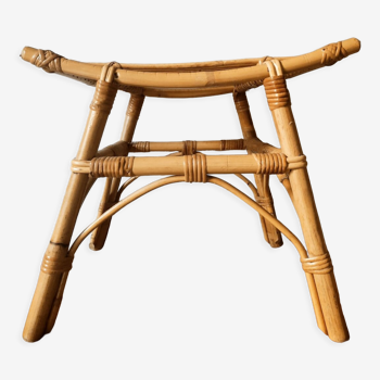 Asian-style rattan stool