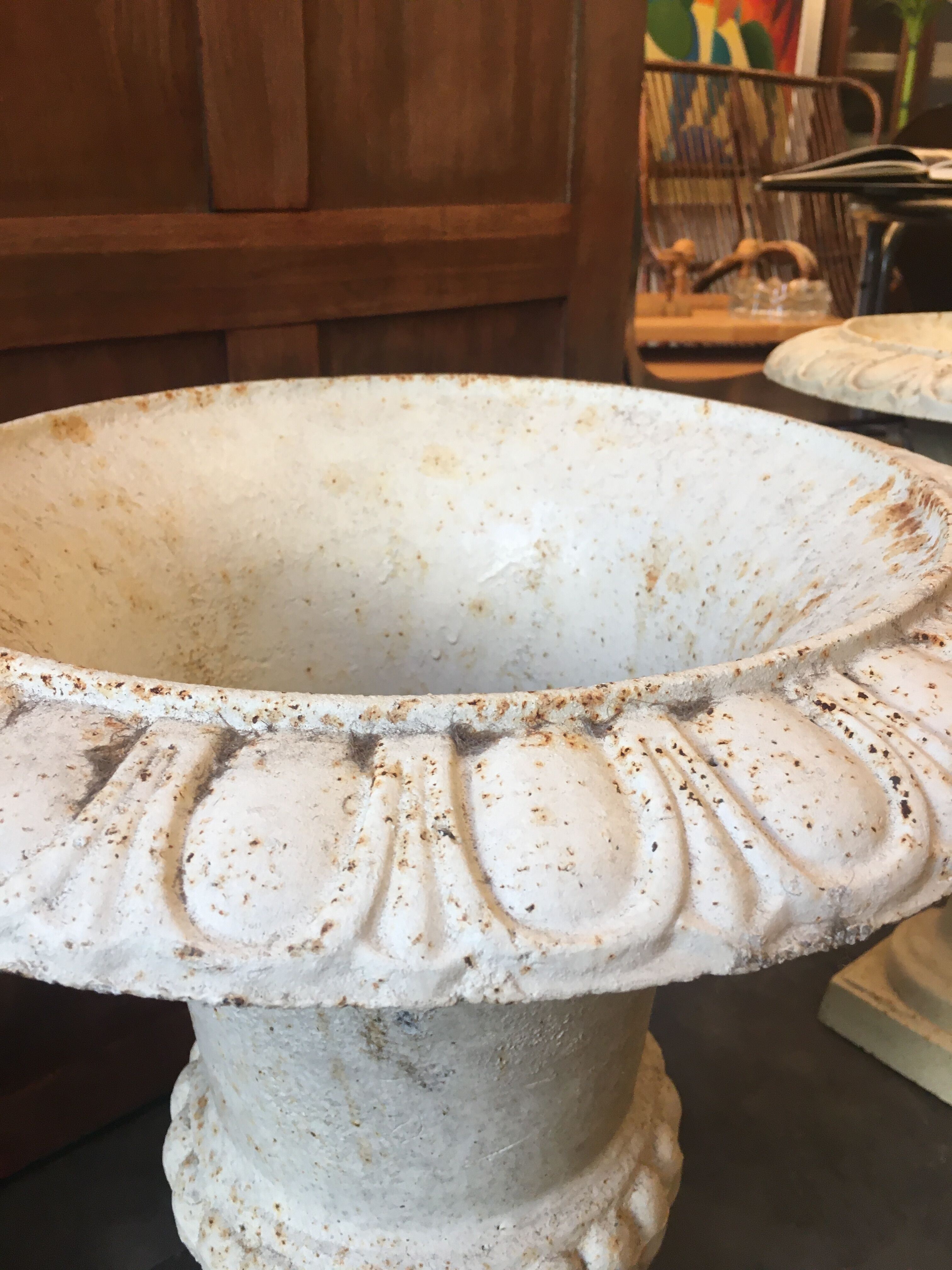 Pair of medicid vasques, cast, exterior