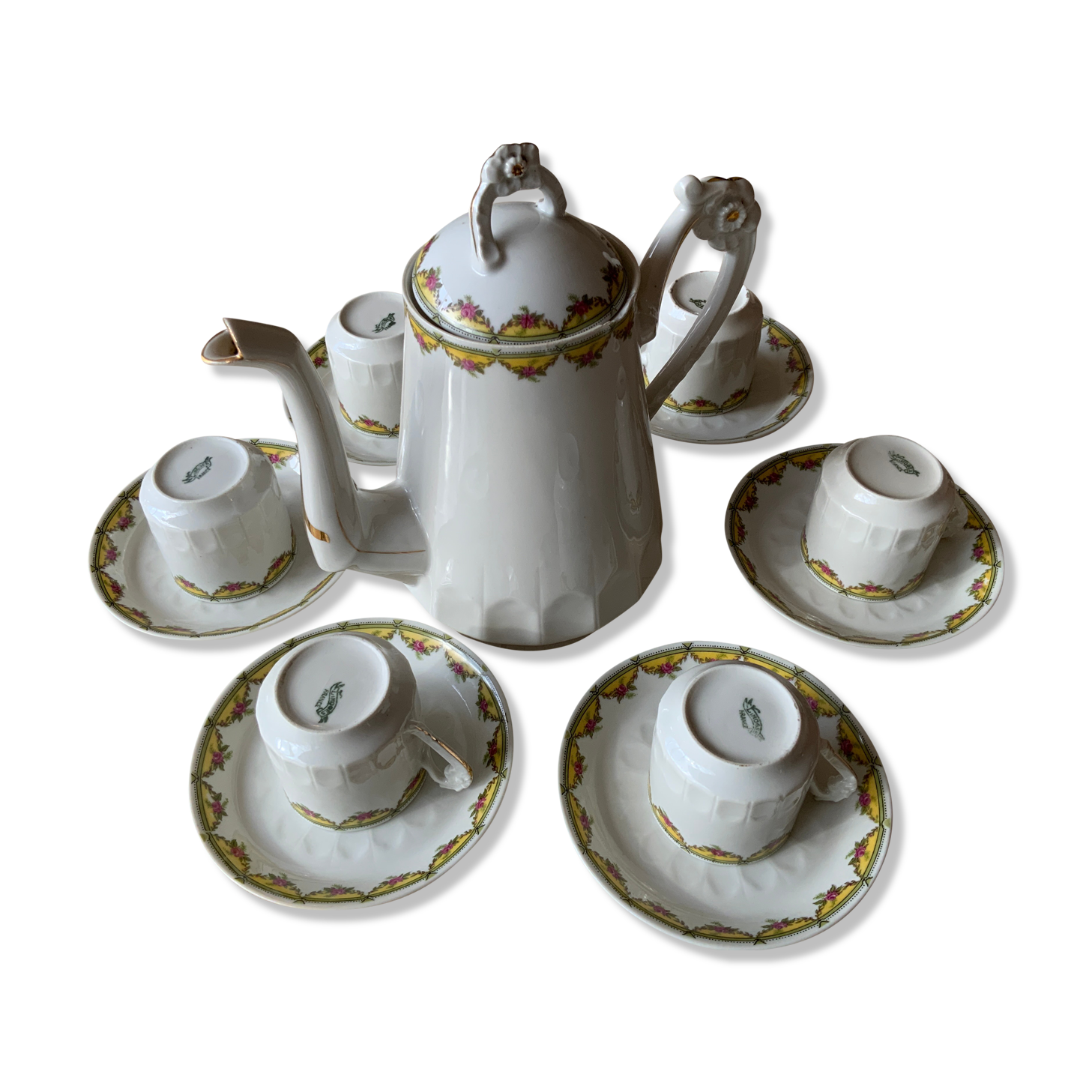 Porcelain coffee service