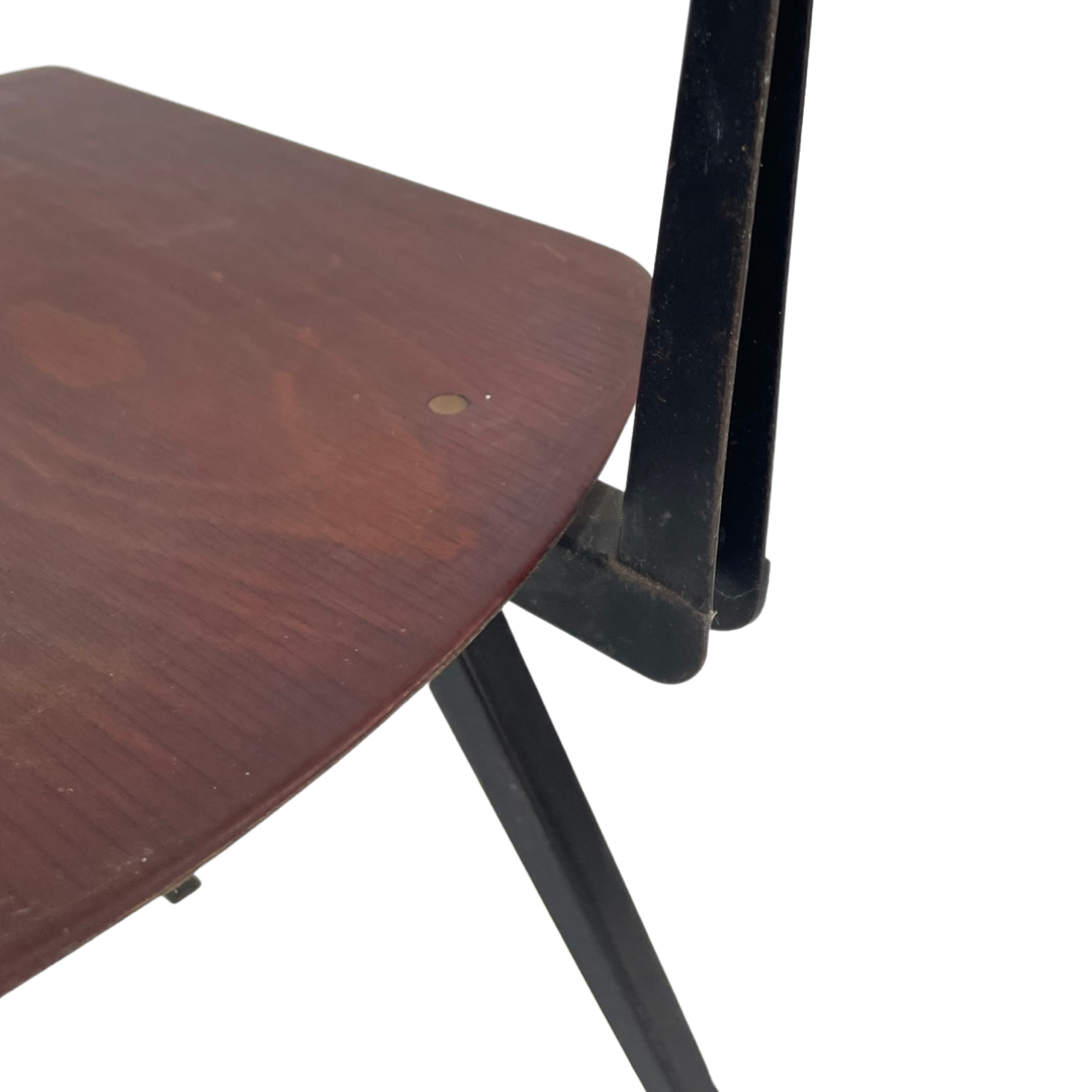 Chaise industrielle Galvanitas S16 Pagholz Pays-Bas 60's