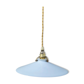 White opaline suspension