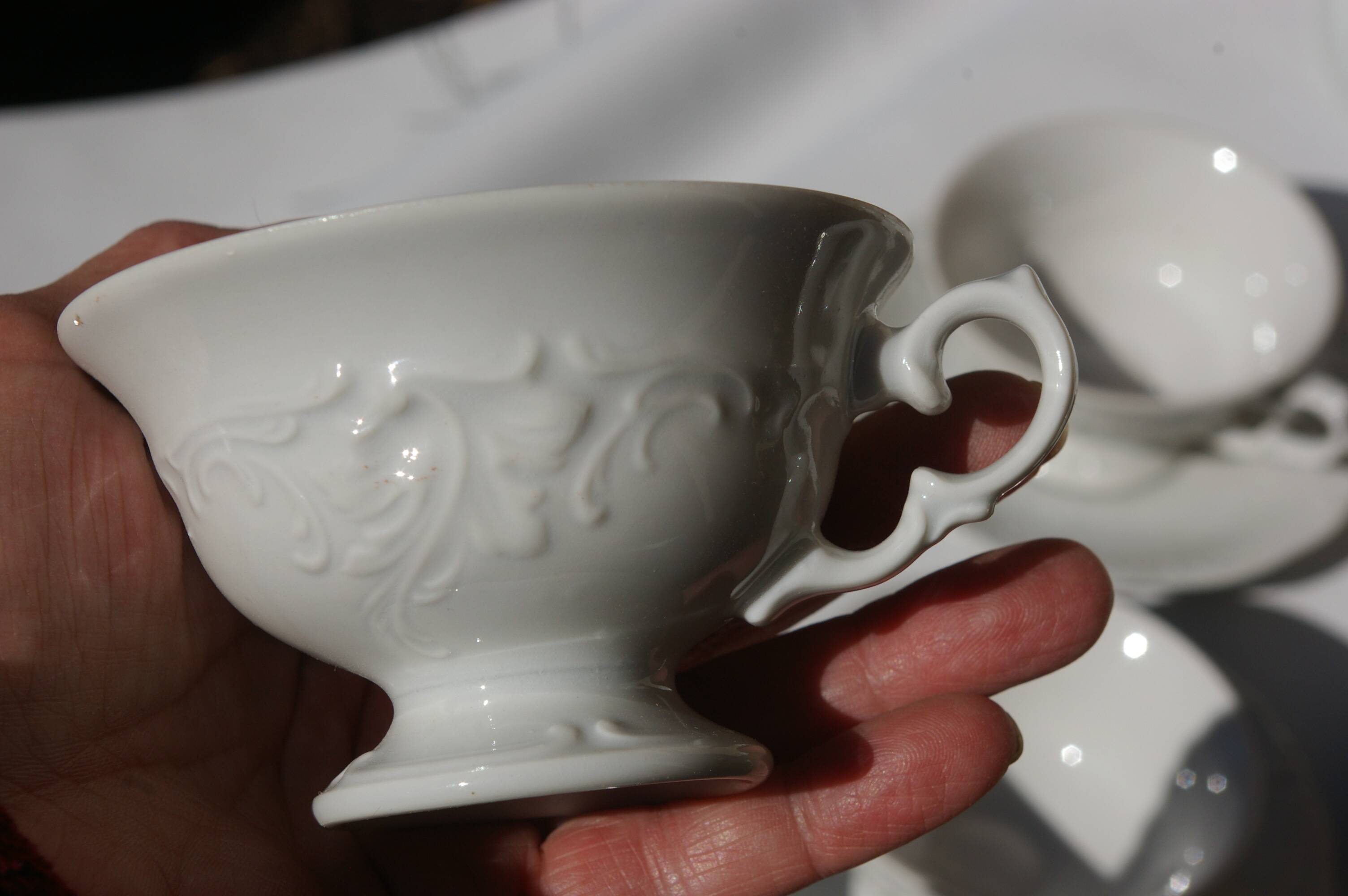 White Porcelain tea service with Louis XV reliefs WALBRZYCH