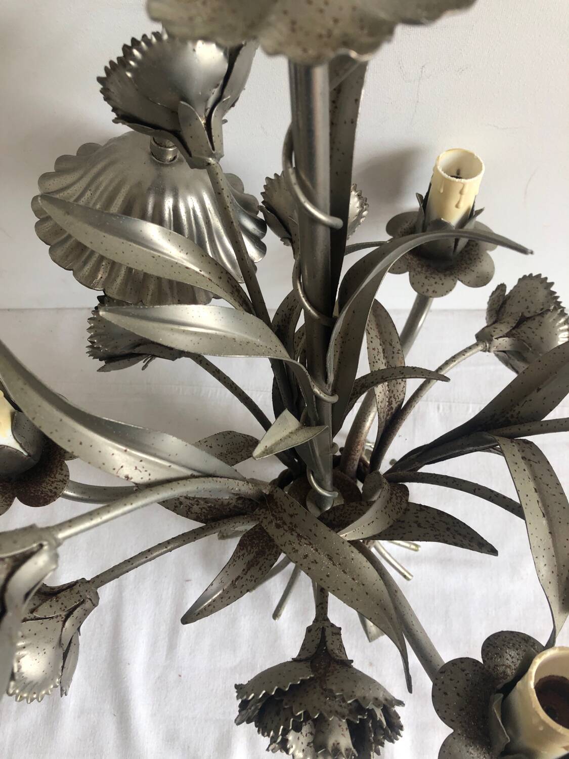 Mid-20th century 3-light floral chandelier in sheet steel