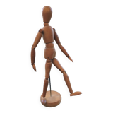 Articulated wooden mannequin