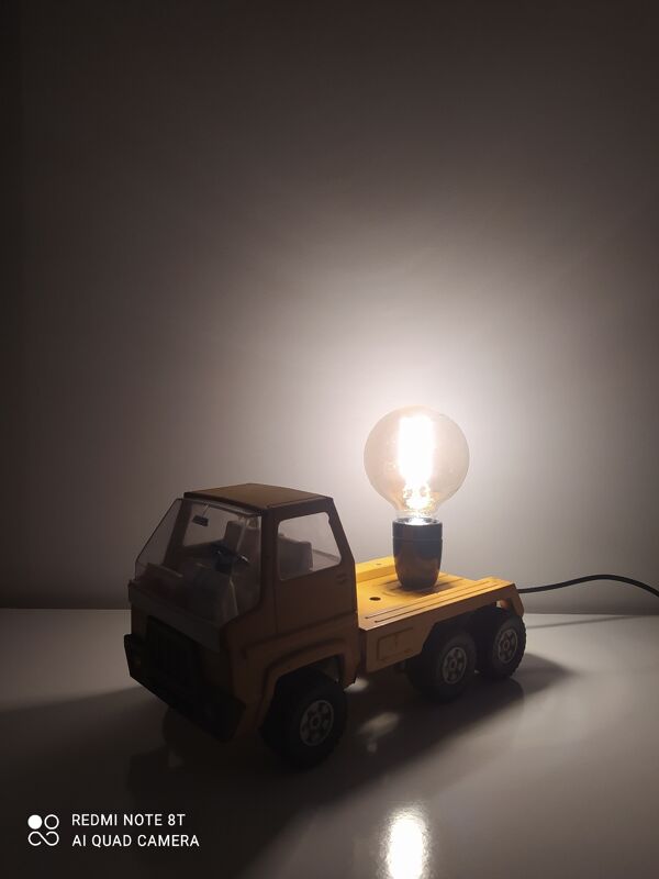 Lampe jouet camion Sanson vintage en métal