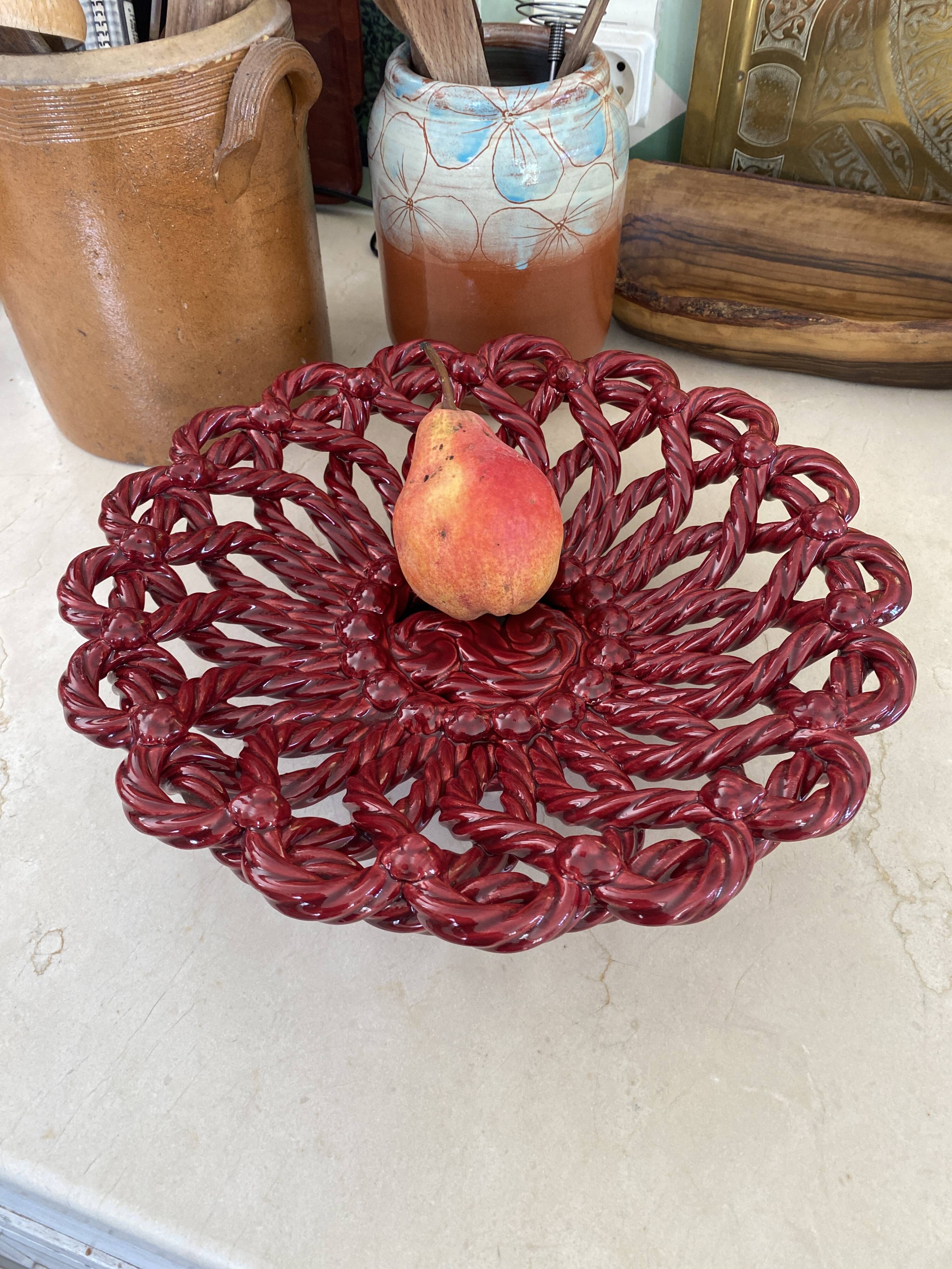 Vallauris or Uzes slip cutting