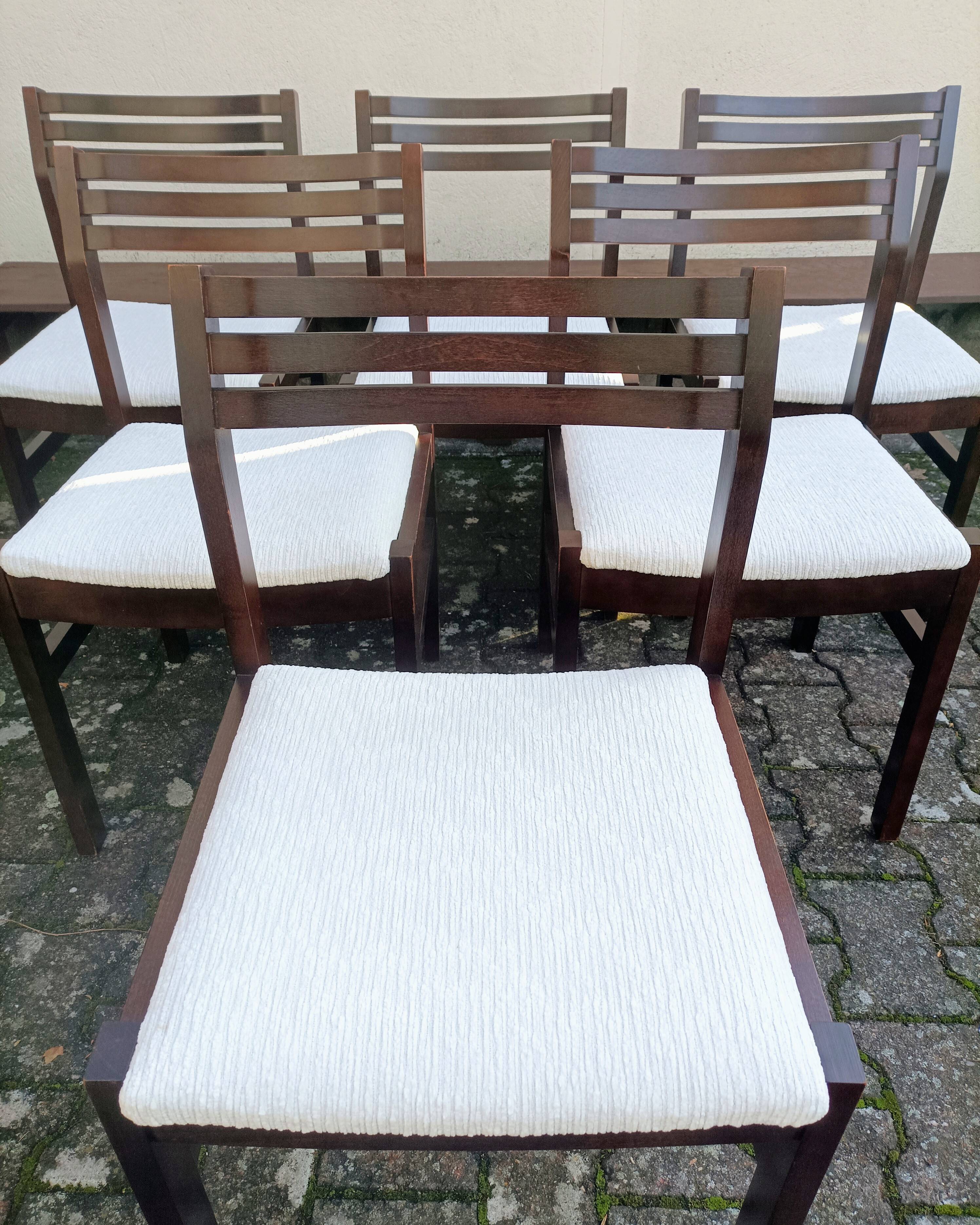 Set of 6 dining chairs