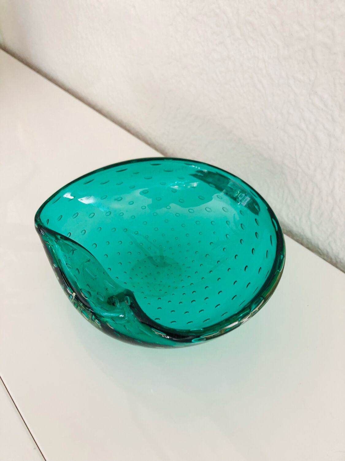 Ashtray or bowl in emerald green blown glass - Murano circa 1970