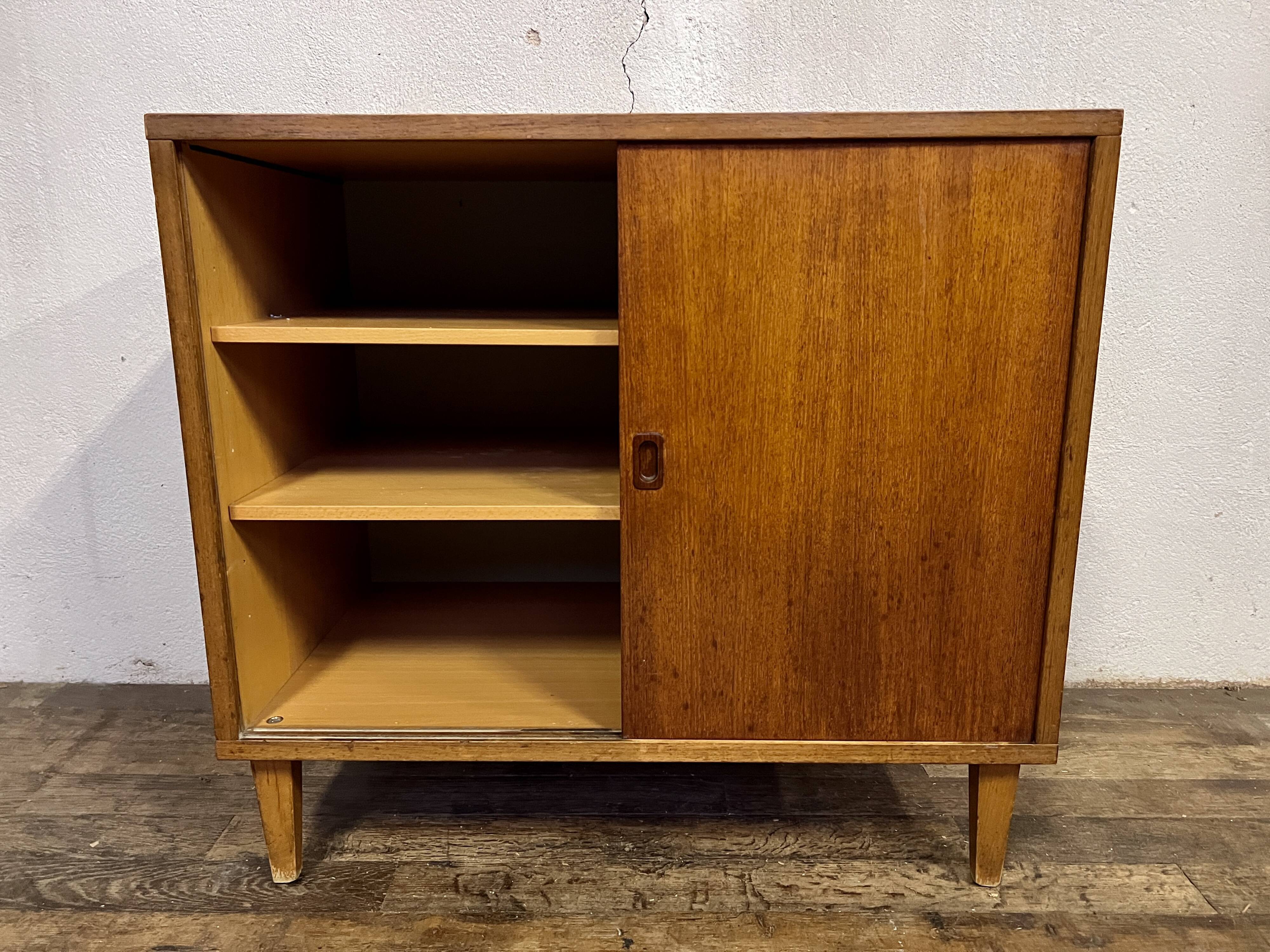 Vintage footwork compass buffet