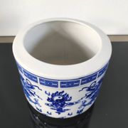 Cache-pot / Vintage porcelain brush pot