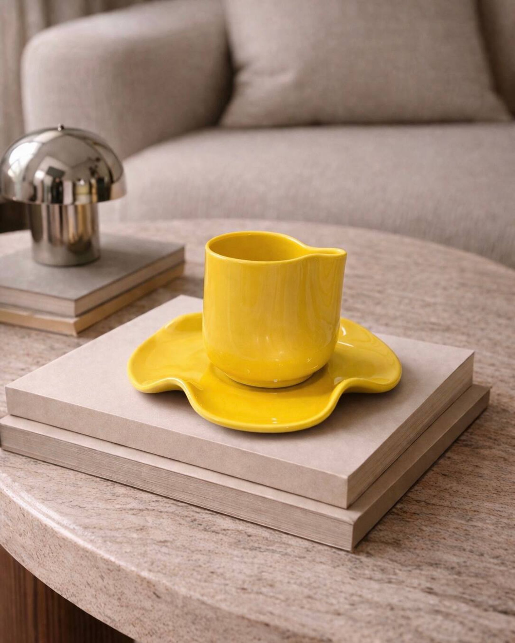 Set tasse & soucoupe ondulée céramique - jaune citron