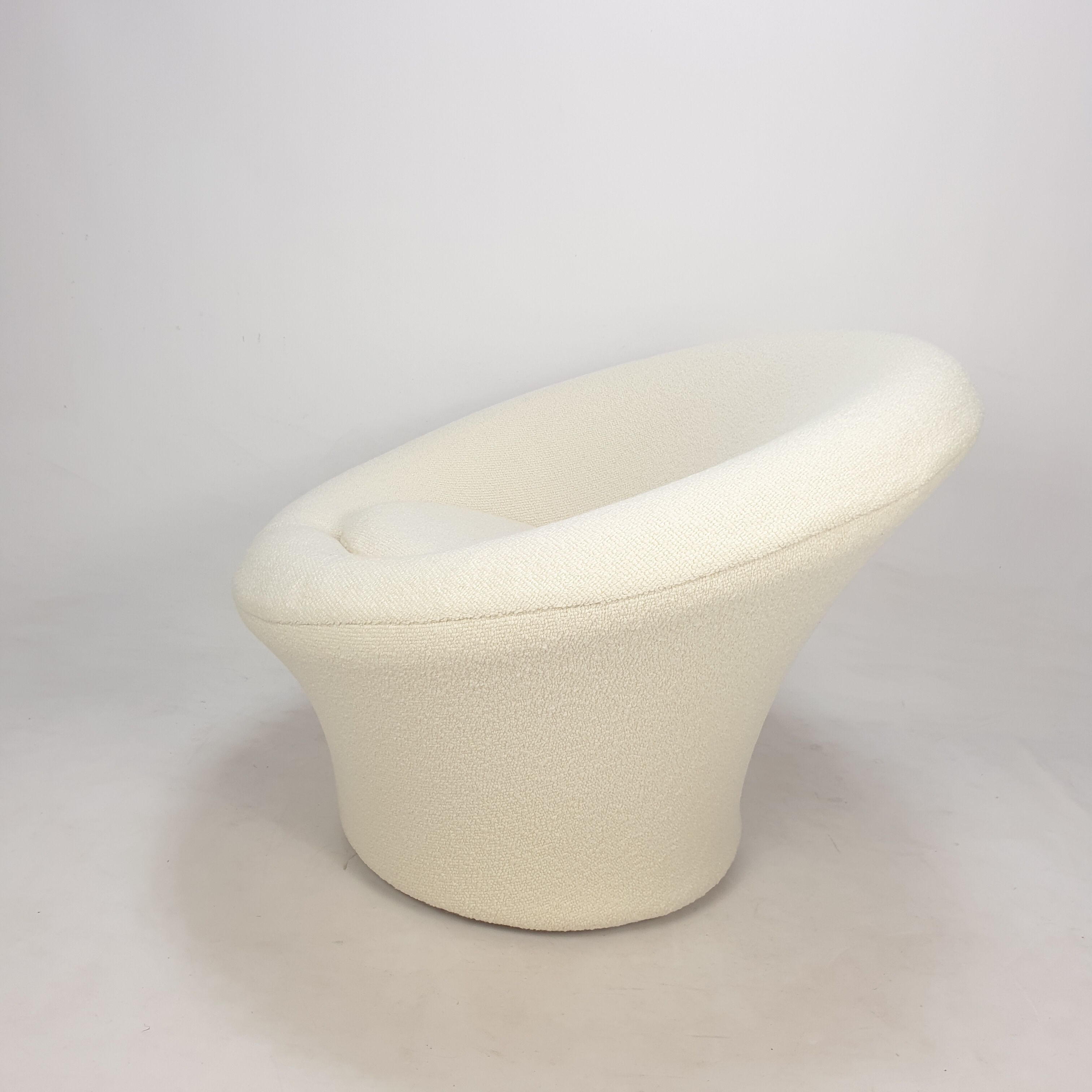 Mushroom Armchair by Pierre Paulin for Artifort