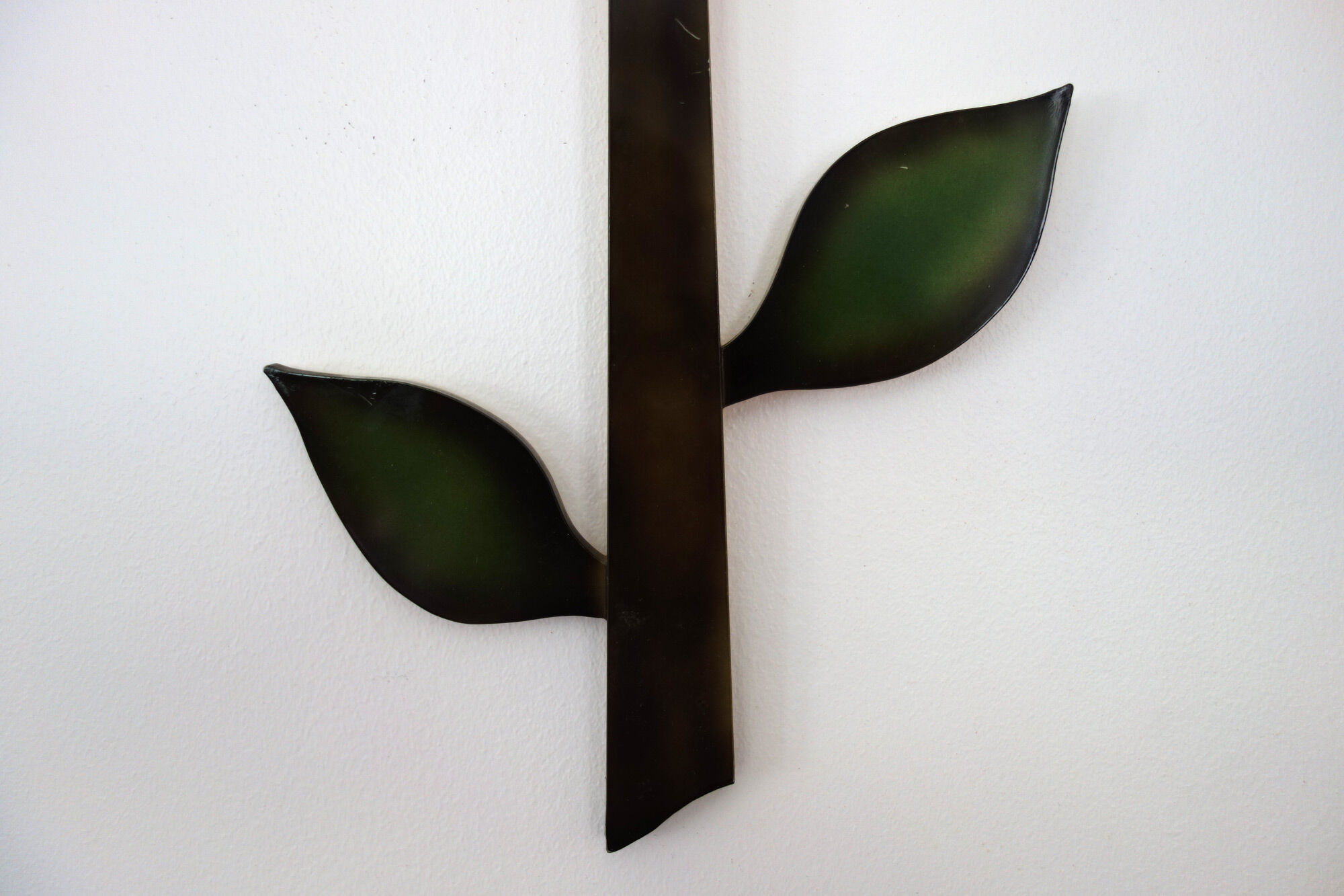 Vintage Kiva flower wall clock