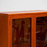 Vintage scandinavian library