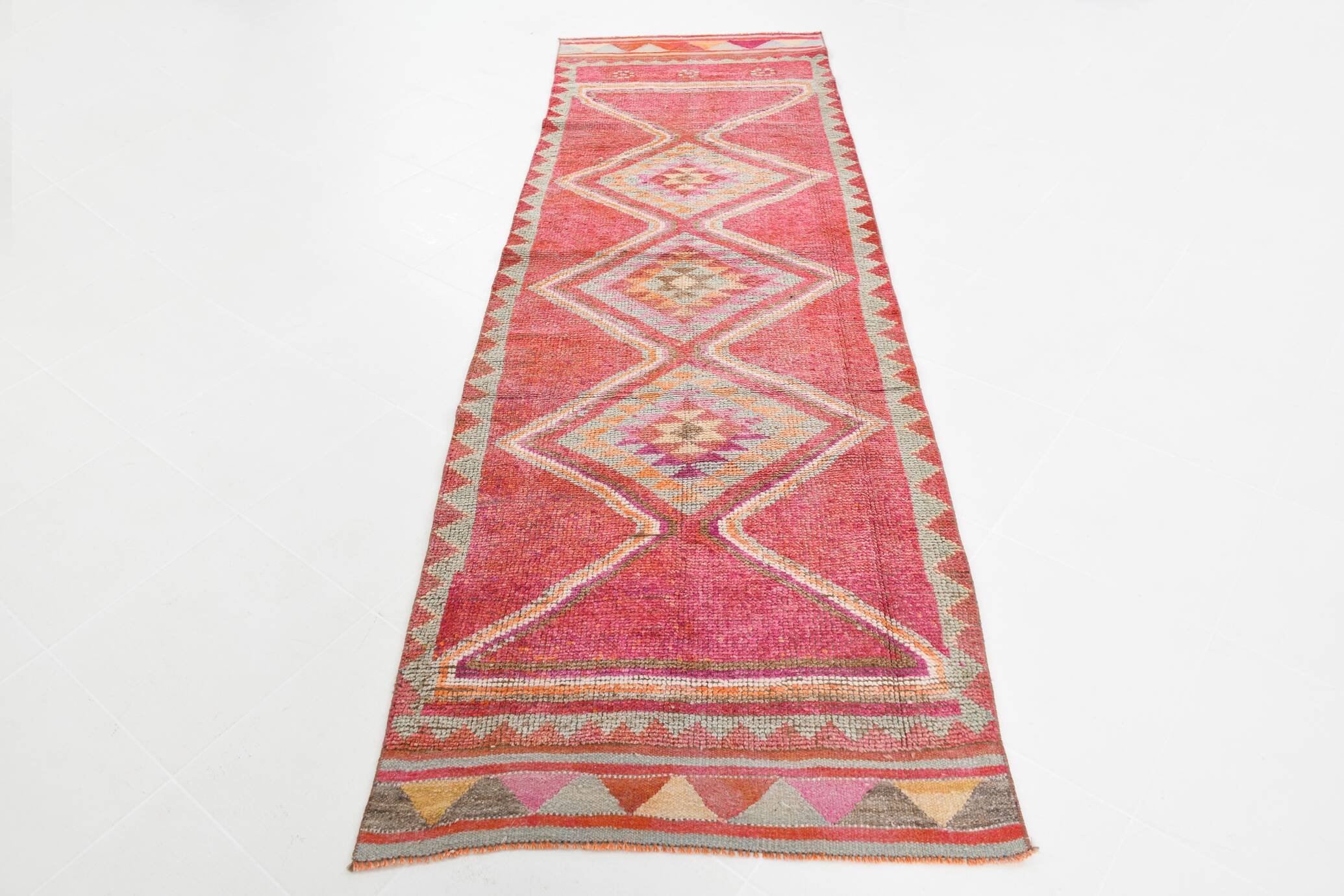 Red & Pink Oriental Vintage Runner Rug, 100x315Cm