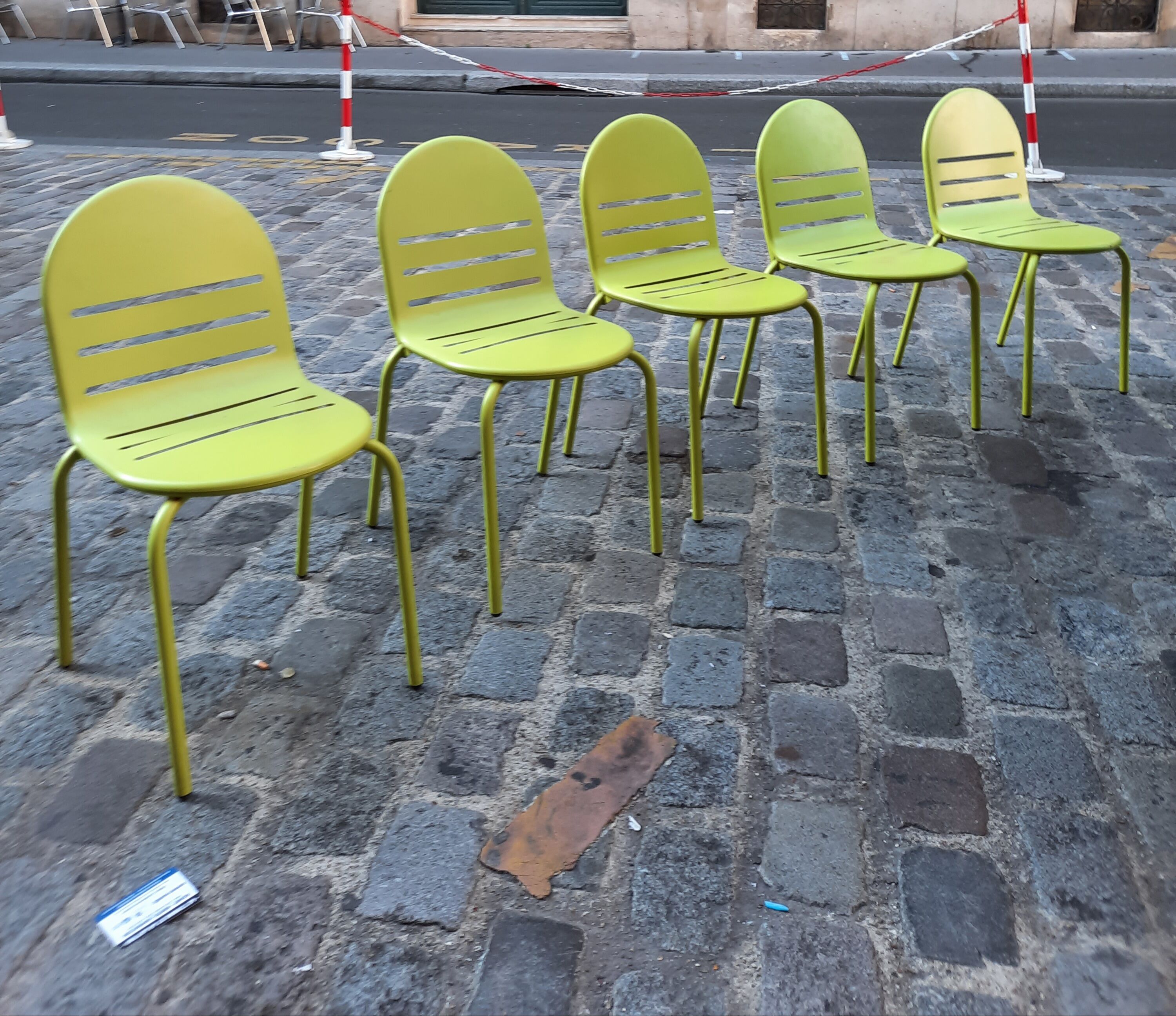 5 Design metal chairs