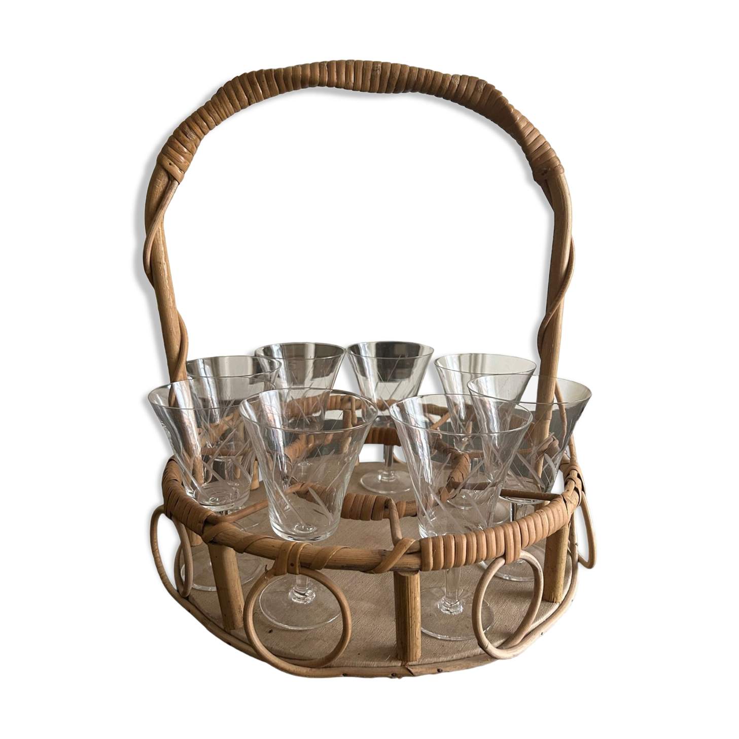 Wicker basket and 8 antique glasses