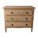 Wooden chest of drawers