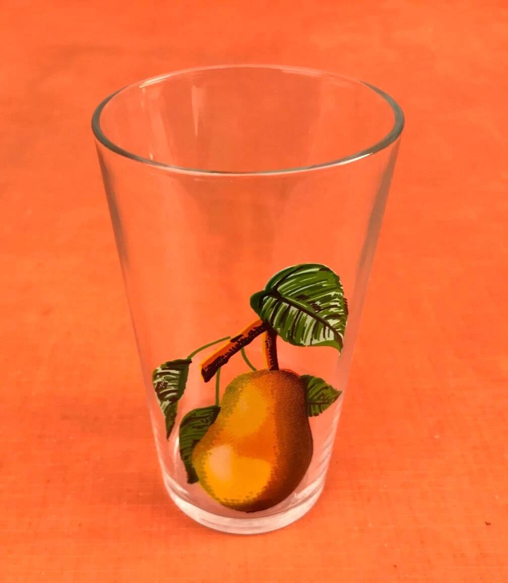 2 Verres décorés Poire / Cerise Reims France