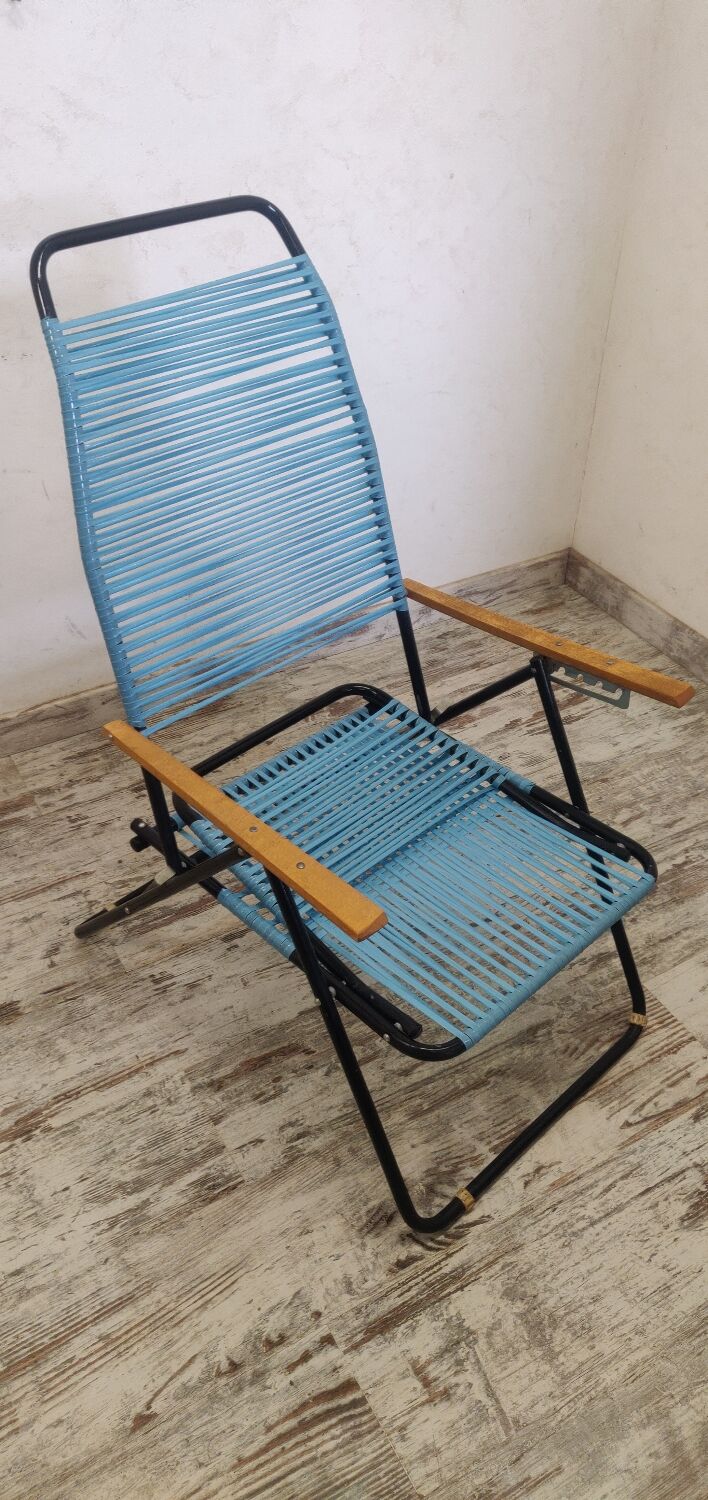 Vintage chaise longue